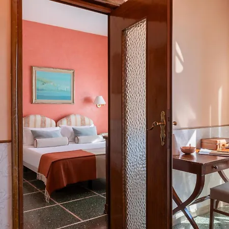 La Pace Hotell Pisa