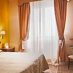 La Pace Szálloda Pisa