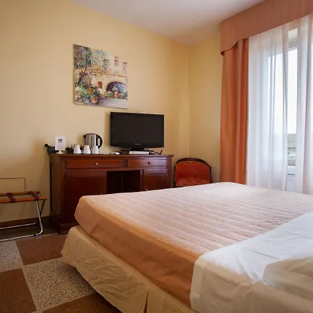 Hotel La Pace Pisa