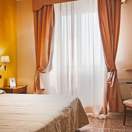 لا بيس فندق بيزا