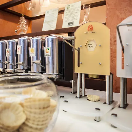 لا بيس فندق 3*