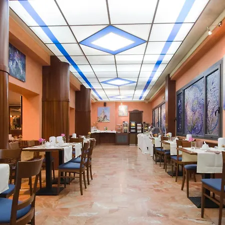 فندق لا بيس بيزا