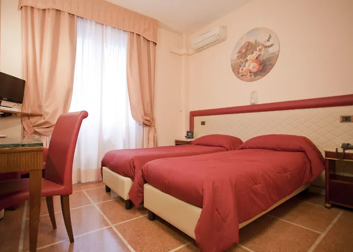 Szálloda La Pace Pisa