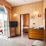 La Pace Hotel