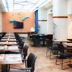 La Pace Hotel