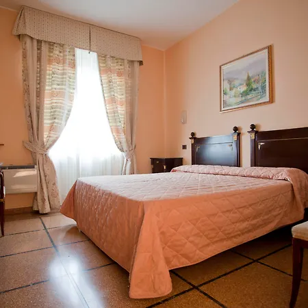 Hotel La Pace