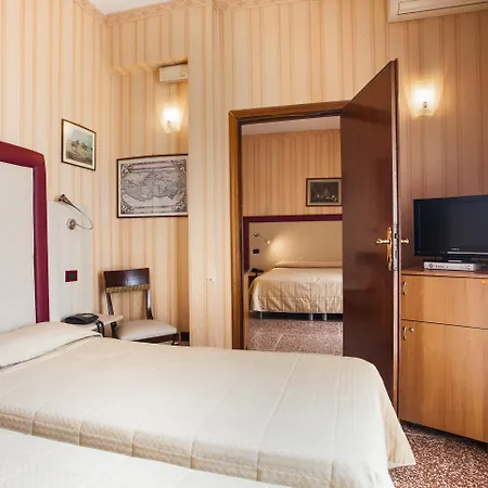 La Pace Hotel